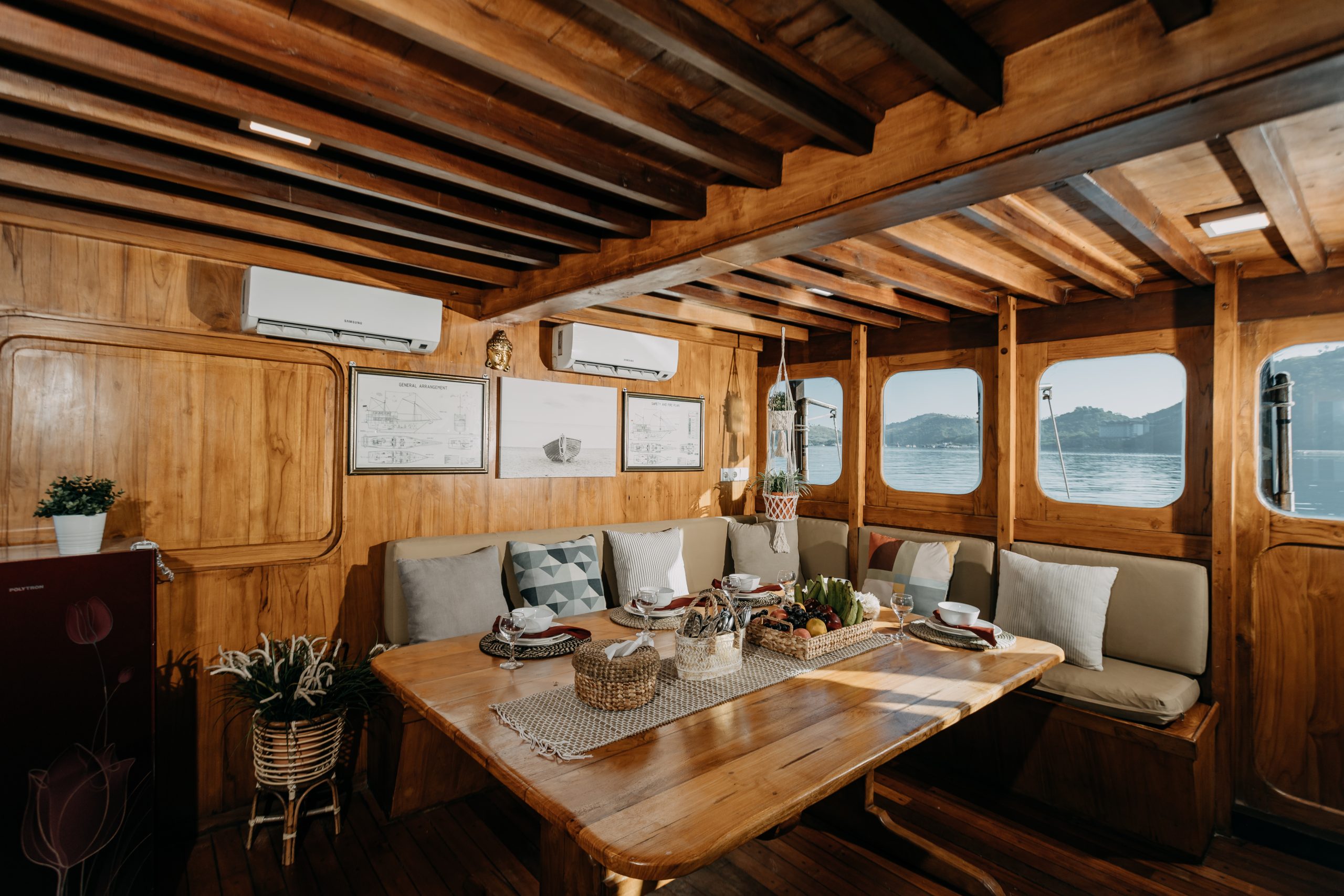 Indoor-Dining-Area-scaled