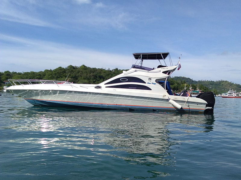 nana-speed-boat-komodo