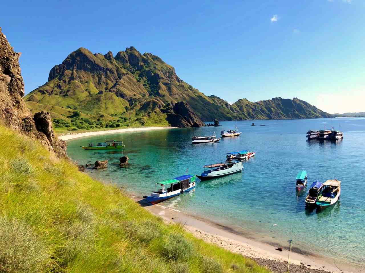 padar-island-docking-site